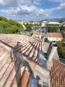 Alpilles maçonnerie à Aureille