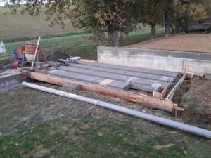 L.M maçonnerie à Auriac-sur-Vendinelle