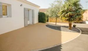 Maçonnerie Couverture37, peintre, nettoyage de toiture en Touraine à Veigné