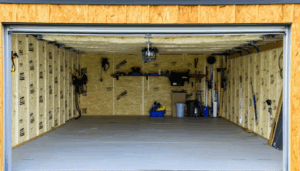 Transformer un garage non chauffé en un espace vivable et confortable représente un véritable défi. Pourtant, avec des techniques d’isolation judicieuses, un garage peut devenir une pièce multifonctionnelle, qu’il s’agisse d’un atelier, d’un bureau ou même d’une chambre d’appoint. Un […]