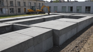 Découvrez comment le béton lavé peut être la solution idéale pour un revêtement extérieur à la fois économique et pratique. Utilisation polyvalente du béton lavé Le béton lavé est un matériau polyvalent qui trouve de nombreuses applications dans le domaine […]