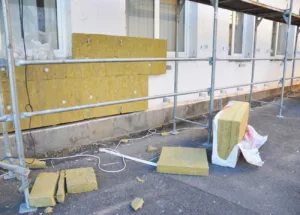 Vous êtes propriétaire d'un logement et vous souhaitez réaliser des travaux de rénovation énergétique pour faire des économies sur votre facture d'énergie ? Alors vous avez sûrement déjà entendu parler de Ma Prime Rénov, la nouvelle aide de l'État qui […]